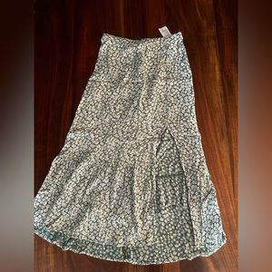 Abercrombie & Fitch midi green skirt size xs